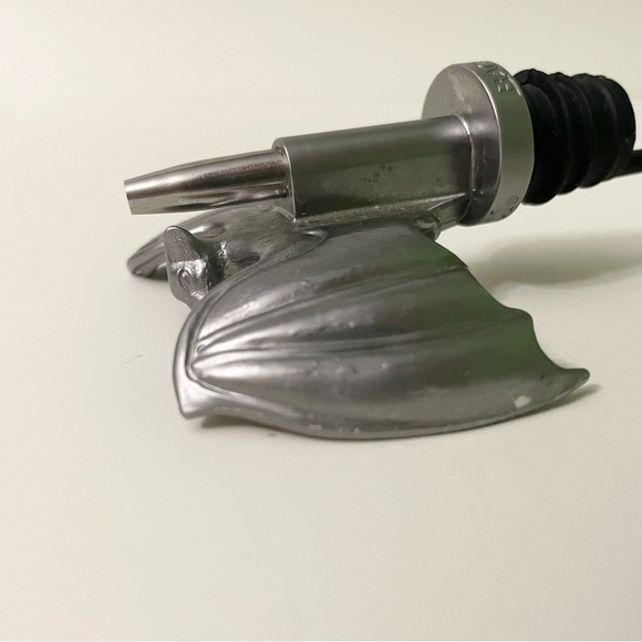 Bacardi Rum Gothic Bat Liquor Bottle Spout Pourer Stopper Top Metal Pewter Bar - Picture 10 of 16
